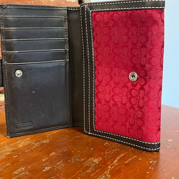 Coach Red Signature Soho Buckle Wallet Rare Colorway Leather Trim Vintage Y2K - Picture 13 of 16